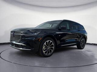 2024 Lincoln Nautilus Hybrid