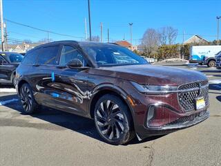 2025 Lincoln Nautilus Hybrid