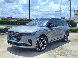 2025 Lincoln Nautilus Hybrid