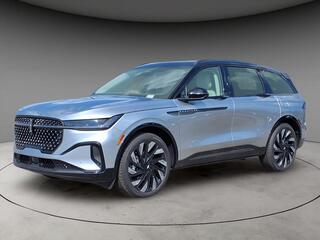2025 Lincoln Nautilus Hybrid