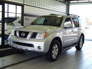 2005 Nissan Pathfinder for sale in Toledo OH