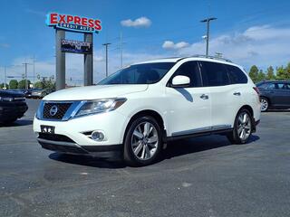 2016 Nissan Pathfinder