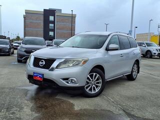 2016 Nissan Pathfinder