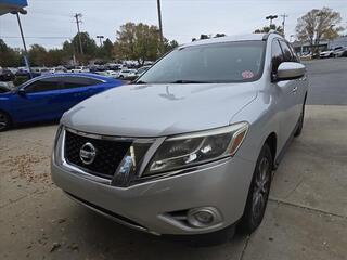 2016 Nissan Pathfinder