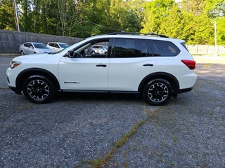 2020 Nissan Pathfinder