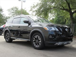 2020 Nissan Pathfinder