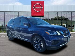 2020 Nissan Pathfinder