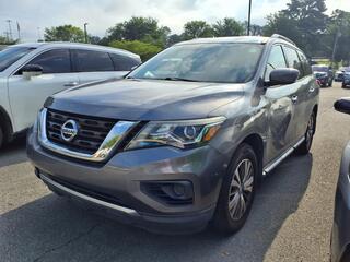 2017 Nissan Pathfinder