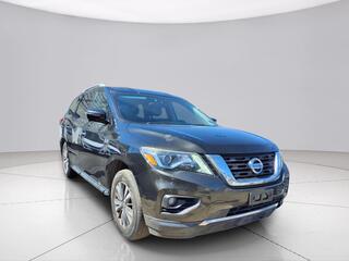 2017 Nissan Pathfinder