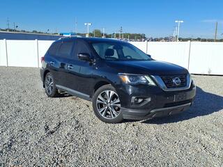 2017 Nissan Pathfinder