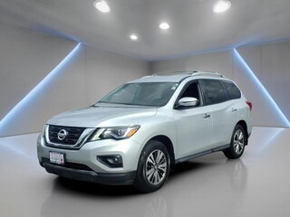 2017 Nissan Pathfinder for sale in West Mifflin PA
