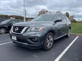 2019 Nissan Pathfinder for sale in Dandridge TN