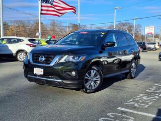 2019 Nissan Pathfinder for sale in Lynnfield MA