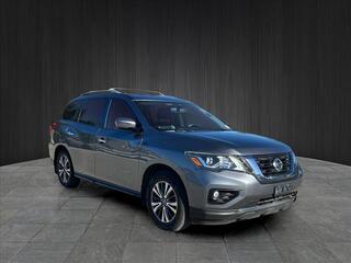 2017 Nissan Pathfinder