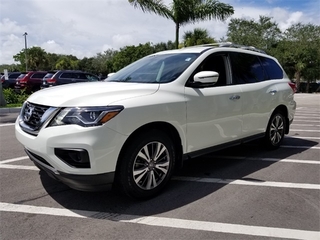 2017 Nissan Pathfinder