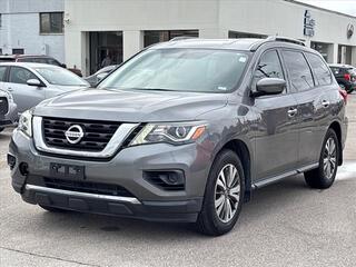 2017 Nissan Pathfinder