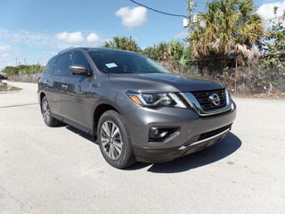 2017 Nissan Pathfinder
