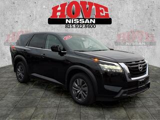 2024 Nissan Pathfinder for sale in Bradley IL
