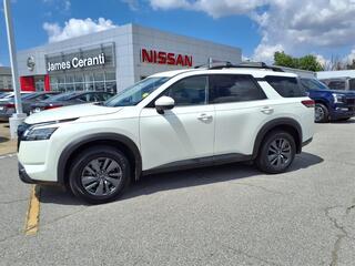 2022 Nissan Pathfinder