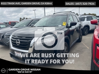 2022 Nissan Pathfinder for sale in Garden Grove CA