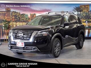 2025 Nissan Pathfinder for sale in Garden Grove CA