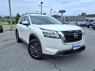 2022 Nissan Pathfinder