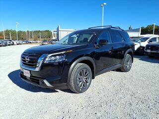 2025 Nissan Pathfinder for sale in Oxford MA
