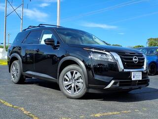 2025 Nissan Pathfinder for sale in Portsmouth NH