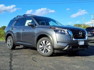 2025 Nissan Pathfinder for sale in Stratham NH