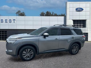 2022 Nissan Pathfinder