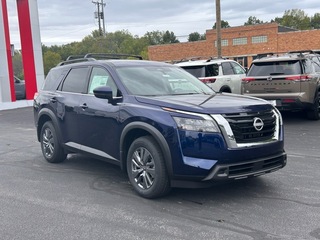 2024 Nissan Pathfinder for sale in Elkhart IN