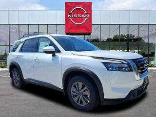 2025 Nissan Pathfinder for sale in Hobart IN