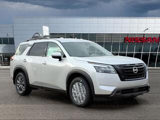 2025 Nissan Pathfinder for sale in Omaha NE