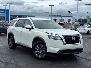 2022 Nissan Pathfinder for sale in Cincinnati OH
