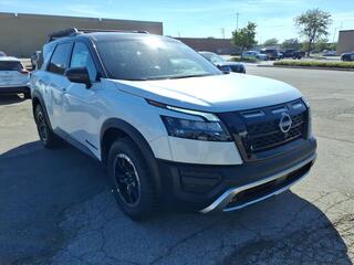 2025 Nissan Pathfinder for sale in Crystal Lake IL