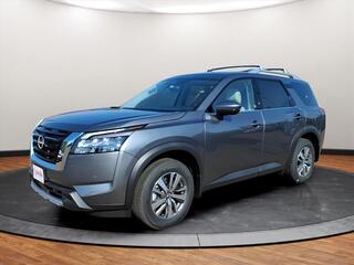 2025 Nissan Pathfinder for sale in Oxford MA