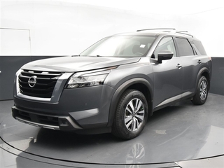 2022 Nissan Pathfinder