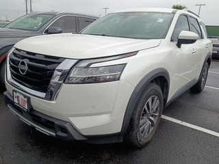 2023 Nissan Pathfinder for sale in Somersworth NH