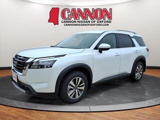 2025 Nissan Pathfinder for sale in Oxford MA