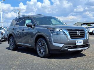 2025 Nissan Pathfinder for sale in Laredo TX