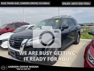 2025 Nissan Pathfinder for sale in Garden Grove CA