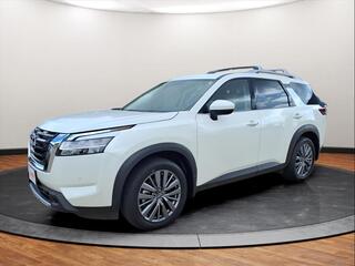 2024 Nissan Pathfinder for sale in Oxford MA