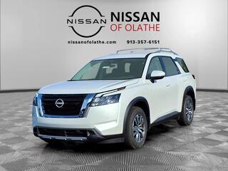 2025 Nissan Pathfinder for sale in Olathe KS