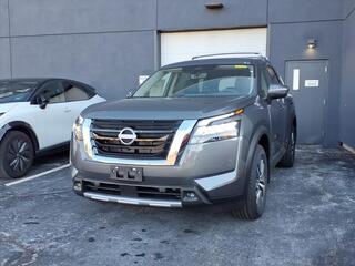 2025 Nissan Pathfinder for sale in Stoneham MA