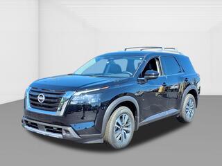 2025 Nissan Pathfinder for sale in Elkhart IN