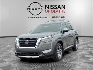 2025 Nissan Pathfinder for sale in Olathe KS