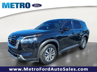 2022 Nissan Pathfinder