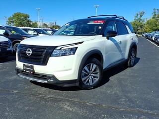 2024 Nissan Pathfinder for sale in Stoneham MA