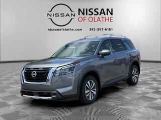 2025 Nissan Pathfinder for sale in Olathe KS