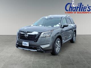 2025 Nissan Pathfinder for sale in Augusta ME